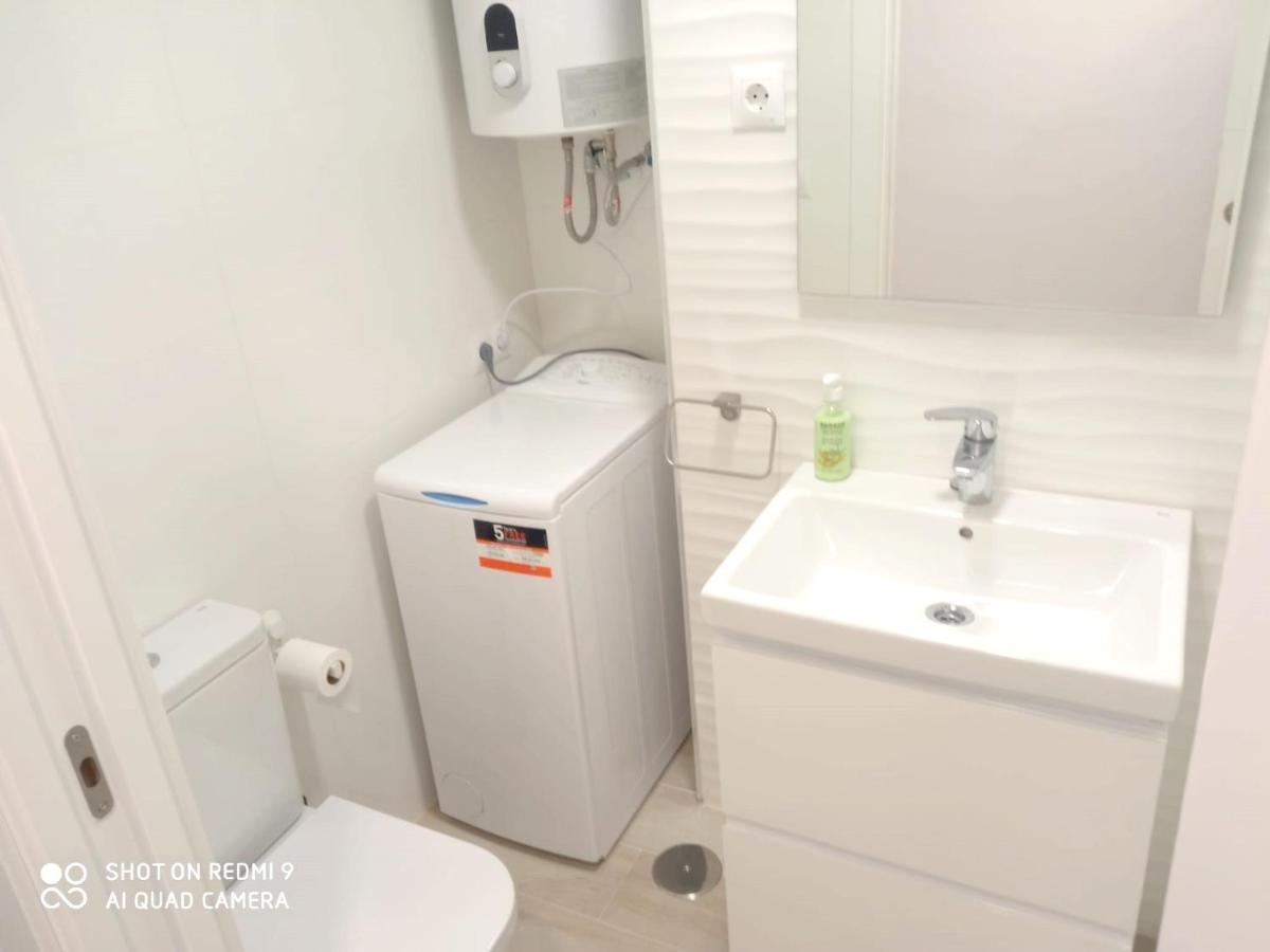 Vuestro Apartamento Del Sur Фуeнхирола Екстериор снимка